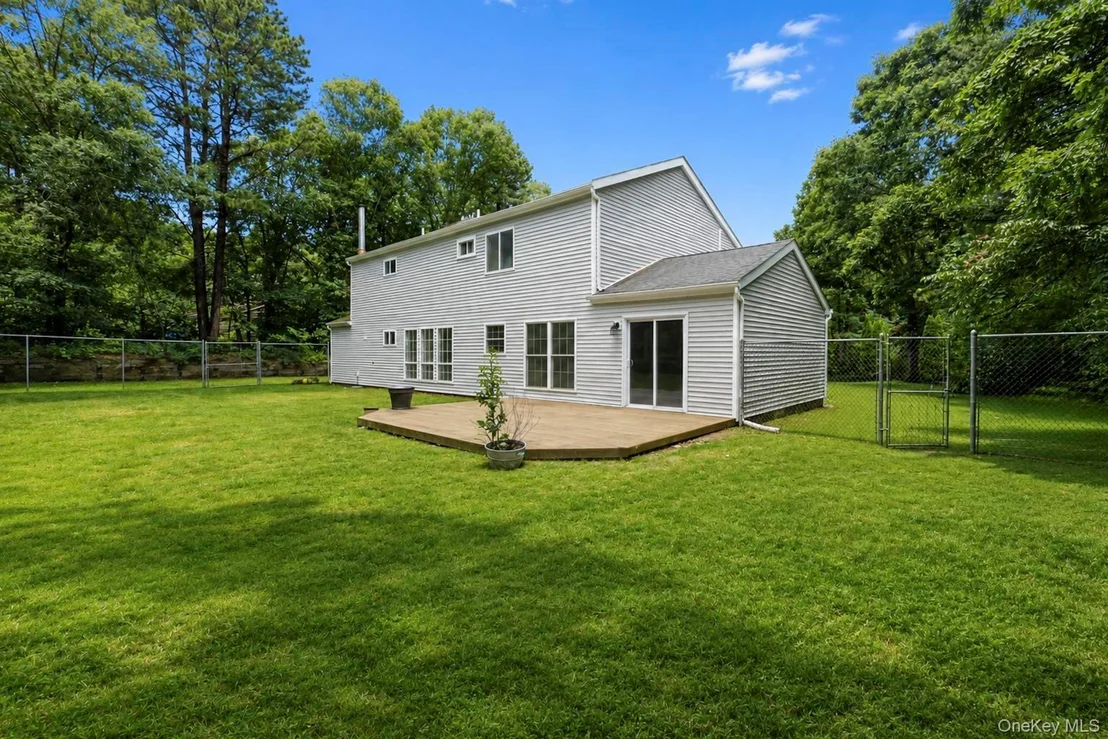 Photo of 11 Bates Lane