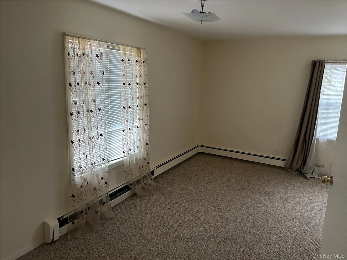 Photo of 155 Dahlia Drive