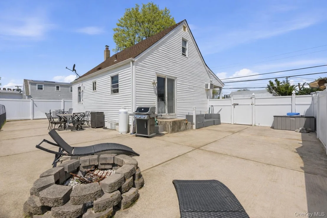 Photo of 287 43rd Street