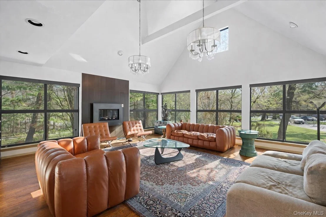 Photo of 20 Ponds Lane