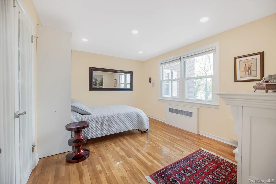 Photo of Unit 71 at 71 Lawrence Park Crescent