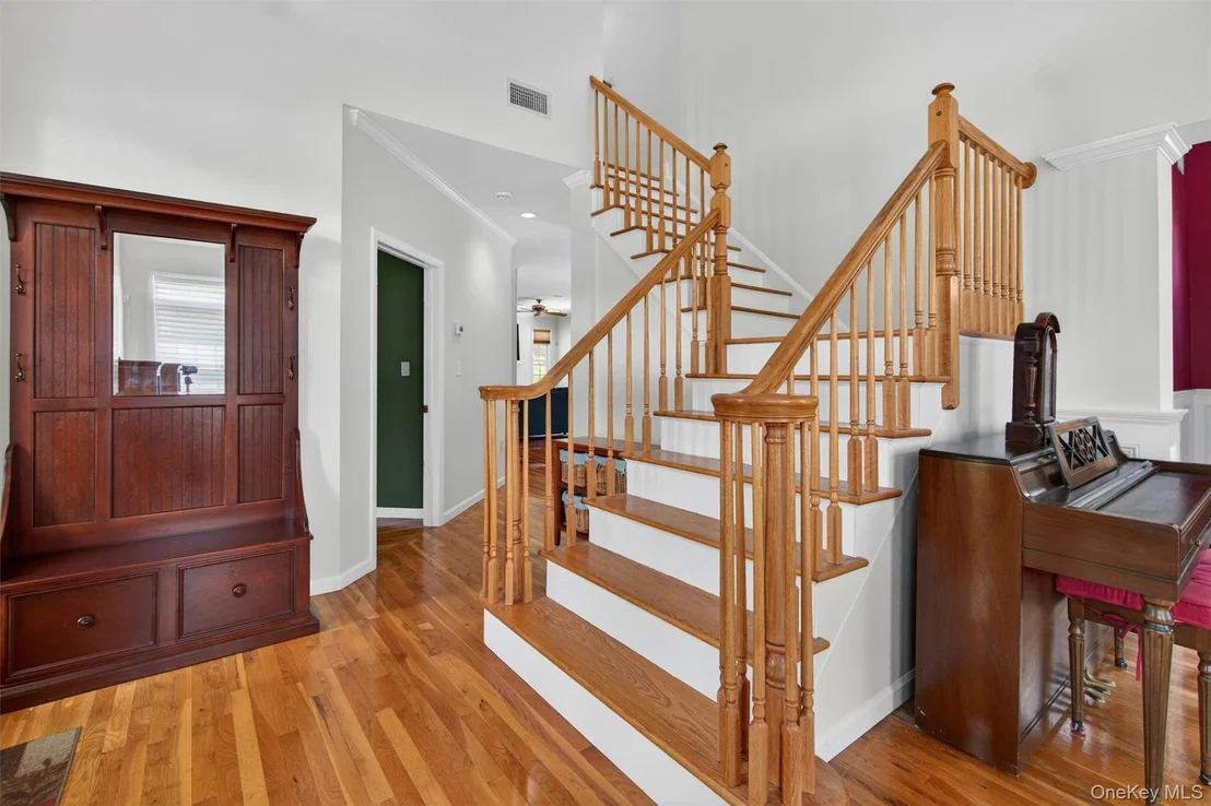 Photo of 8 Twin Spring Lane