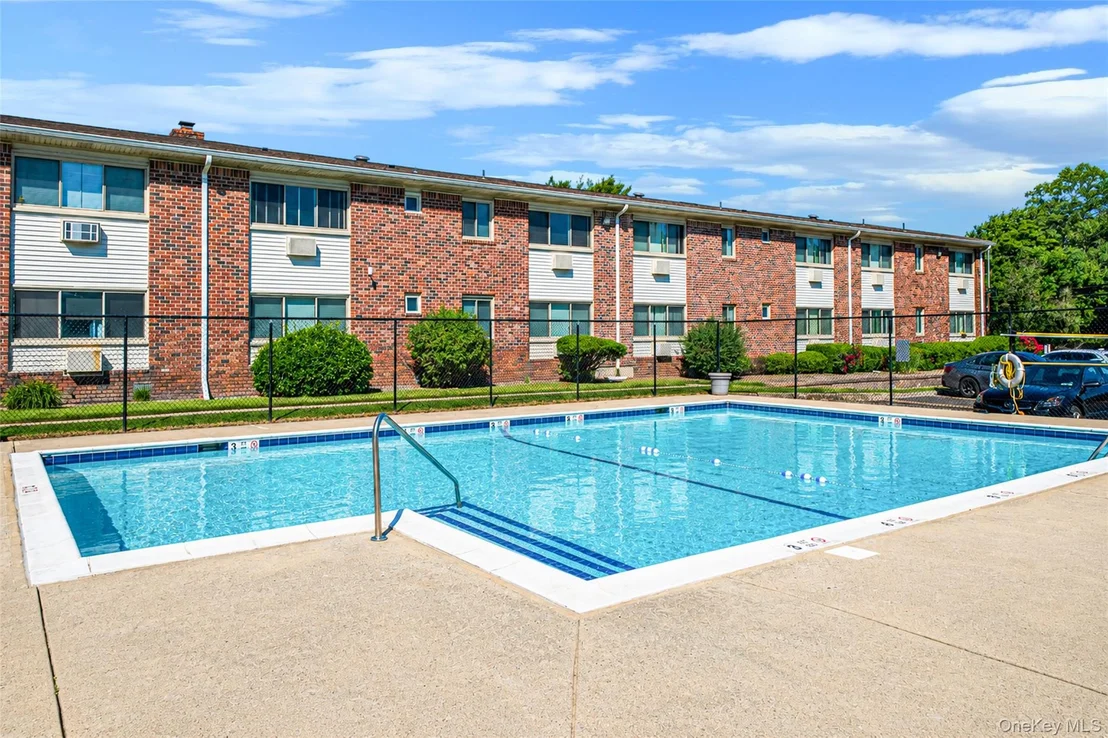 Photo of Unit 8A at 2397 union blvd