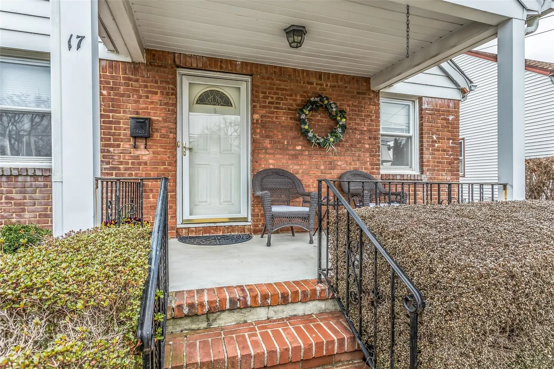 Photo of 17 Hillside Avenue