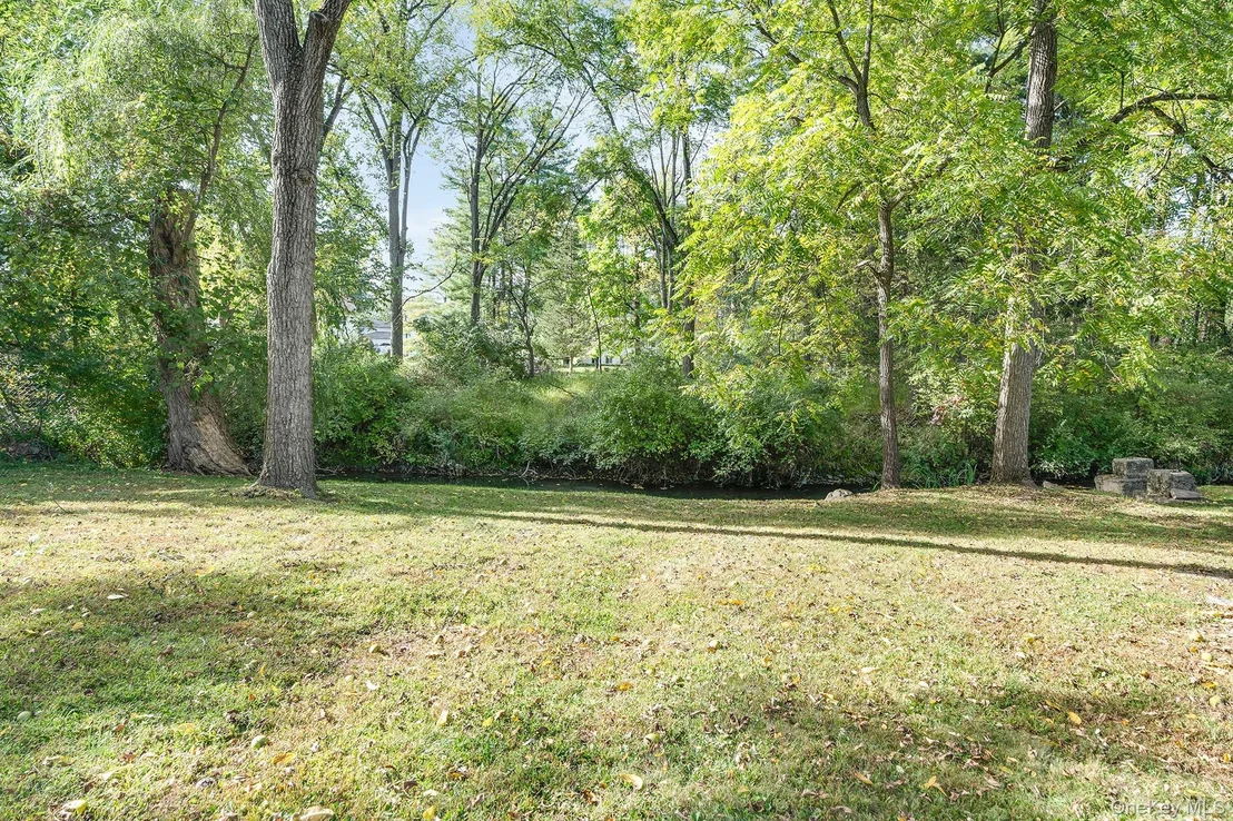 Photo of 6 Old Mill Drive