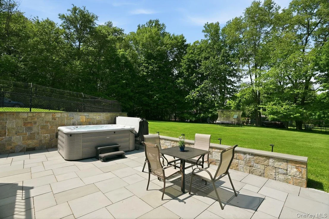 Photo of 882 Kipling Drive
