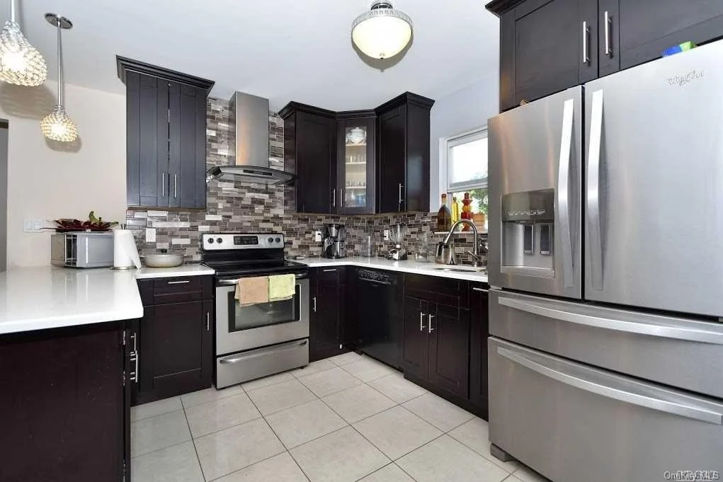 Photo of 51 Bethpage Road