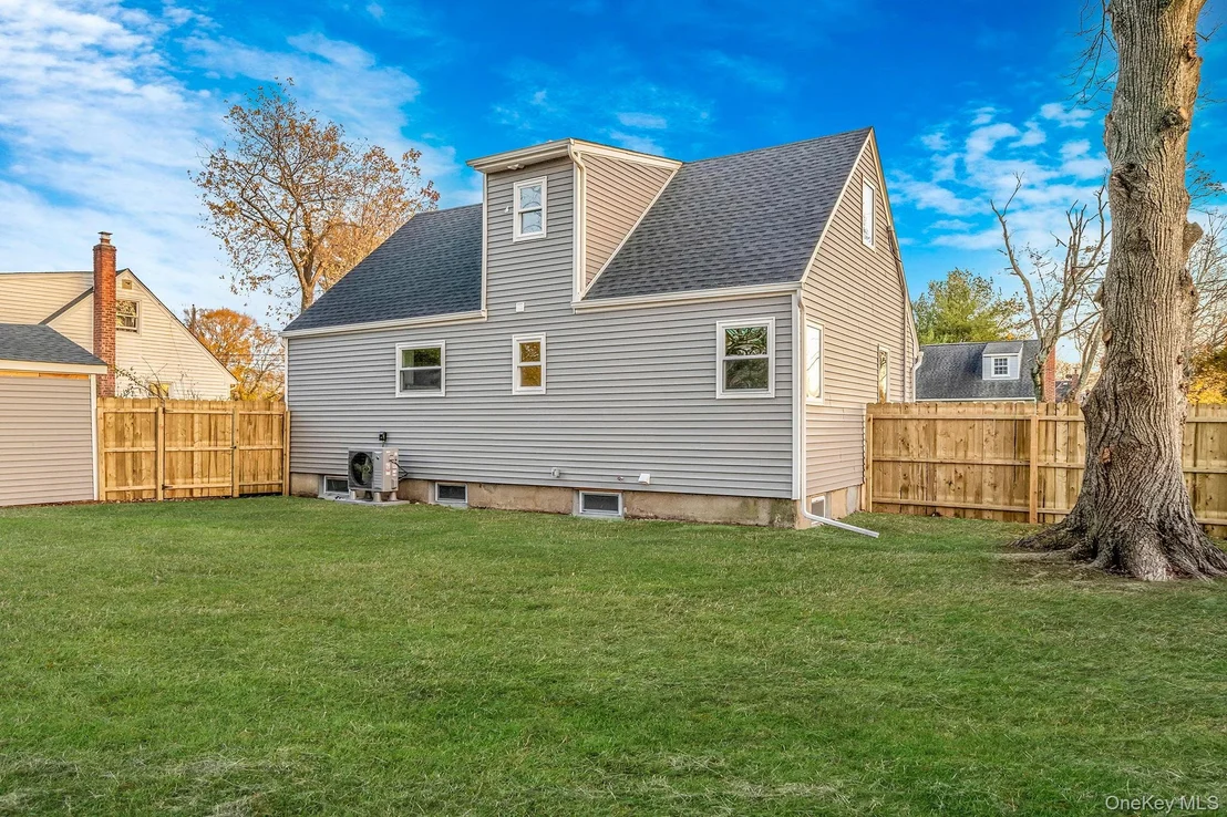 Photo of 34 Hilliard Avenue