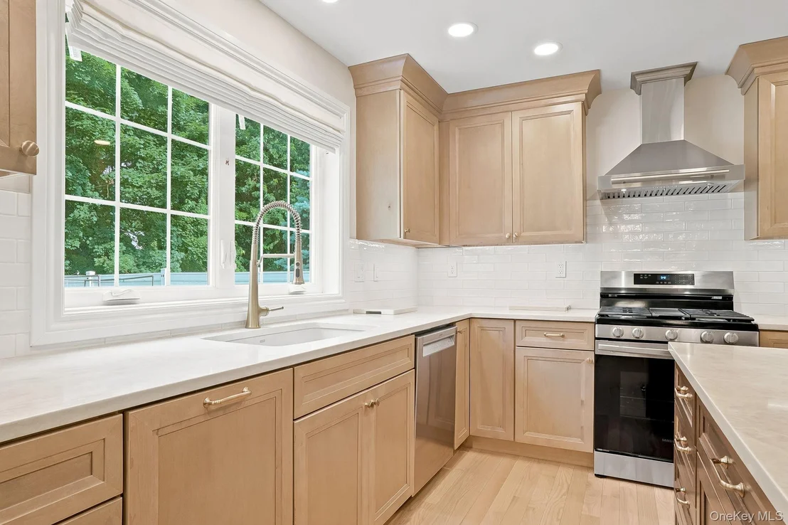 Photo of 24 Whittier Boulevard