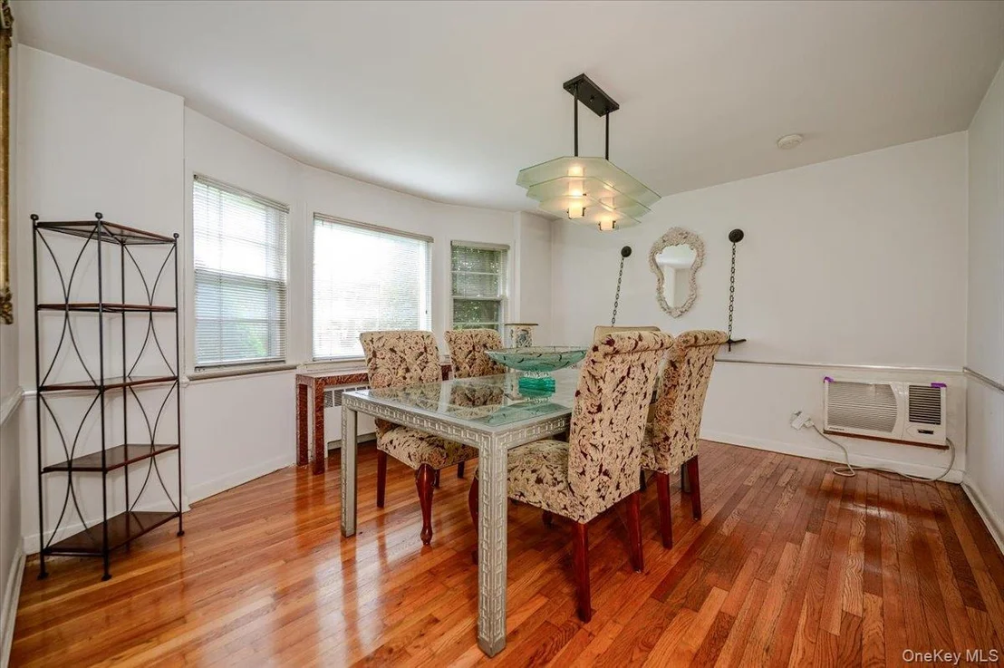Photo of 2514 Lindenmere Drive