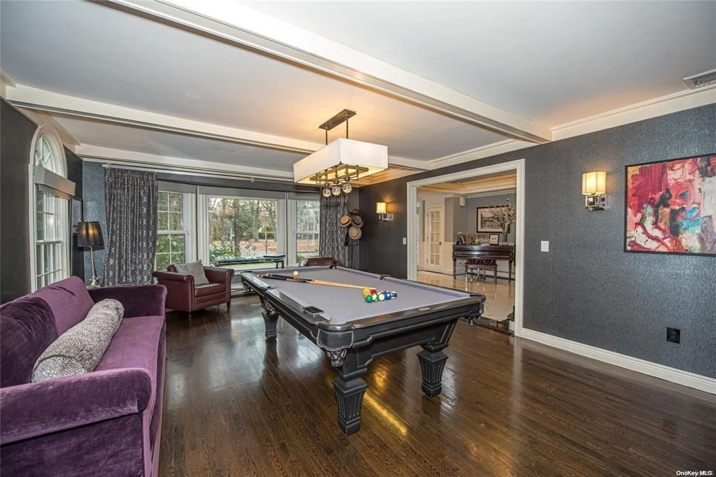Photo of 205 Laurel Lane