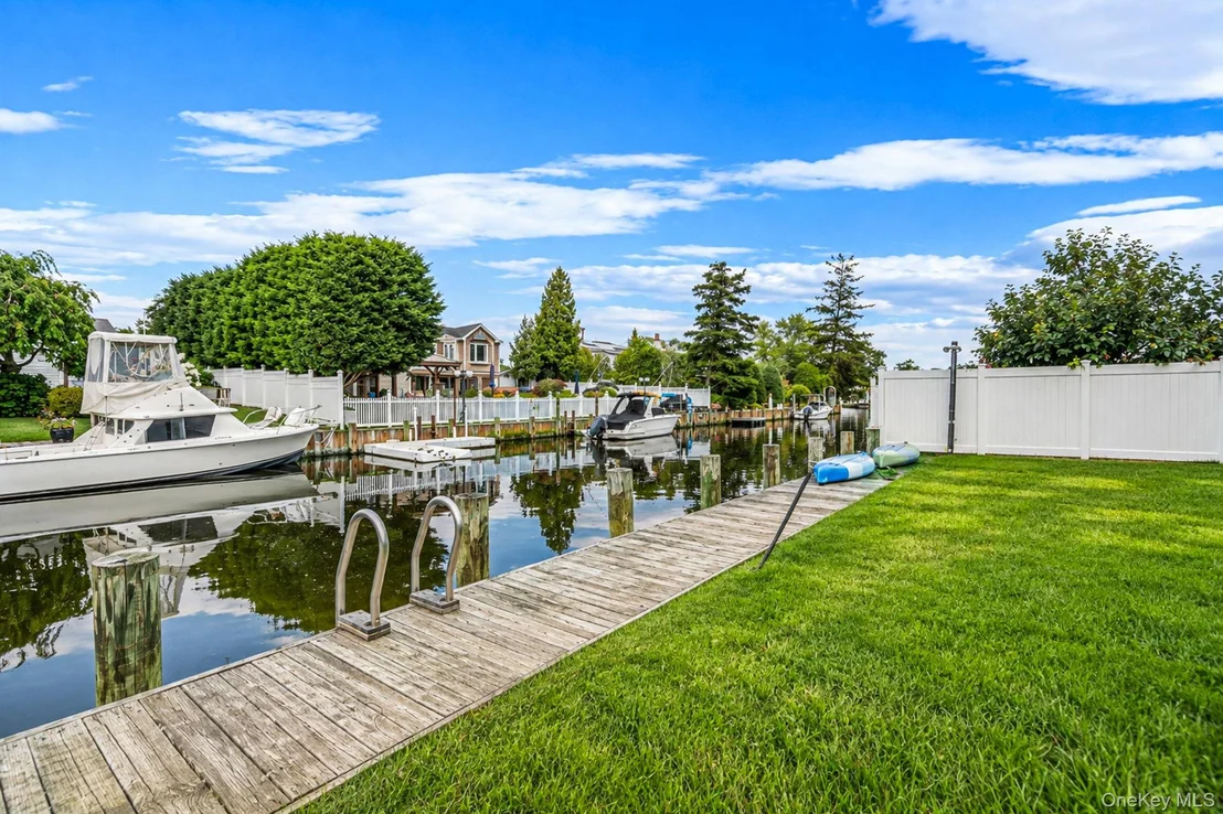 Photo of 35 Fleets Point Drive