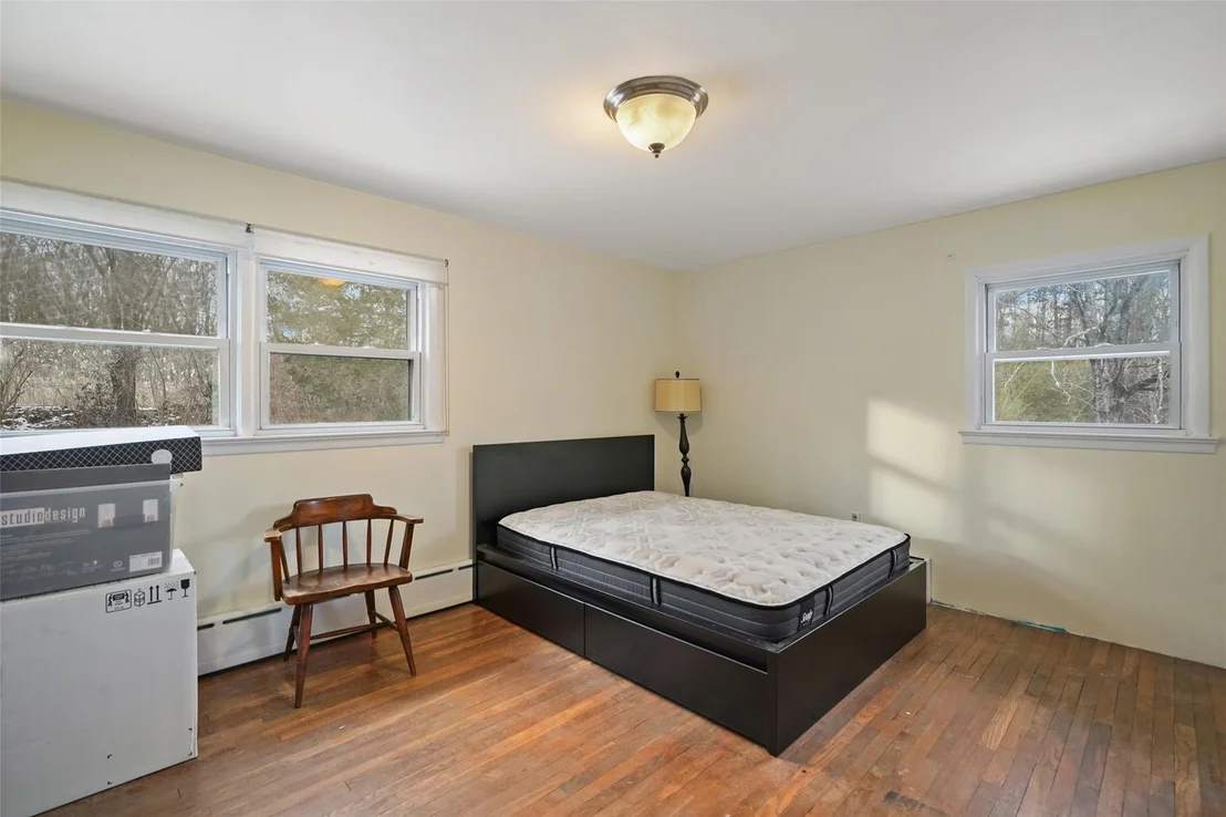 Photo of 24 Buttonwood Road