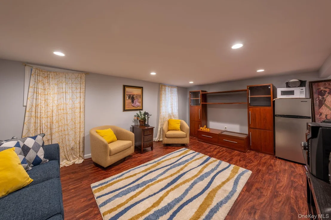 Photo of 20 Sterling Place