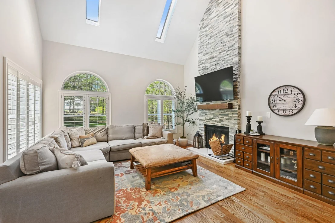 Photo of 3 Pinegrove Drive