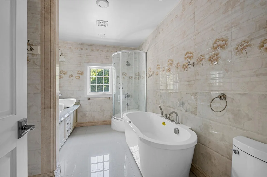 Photo of 8 Chanticlare Drive