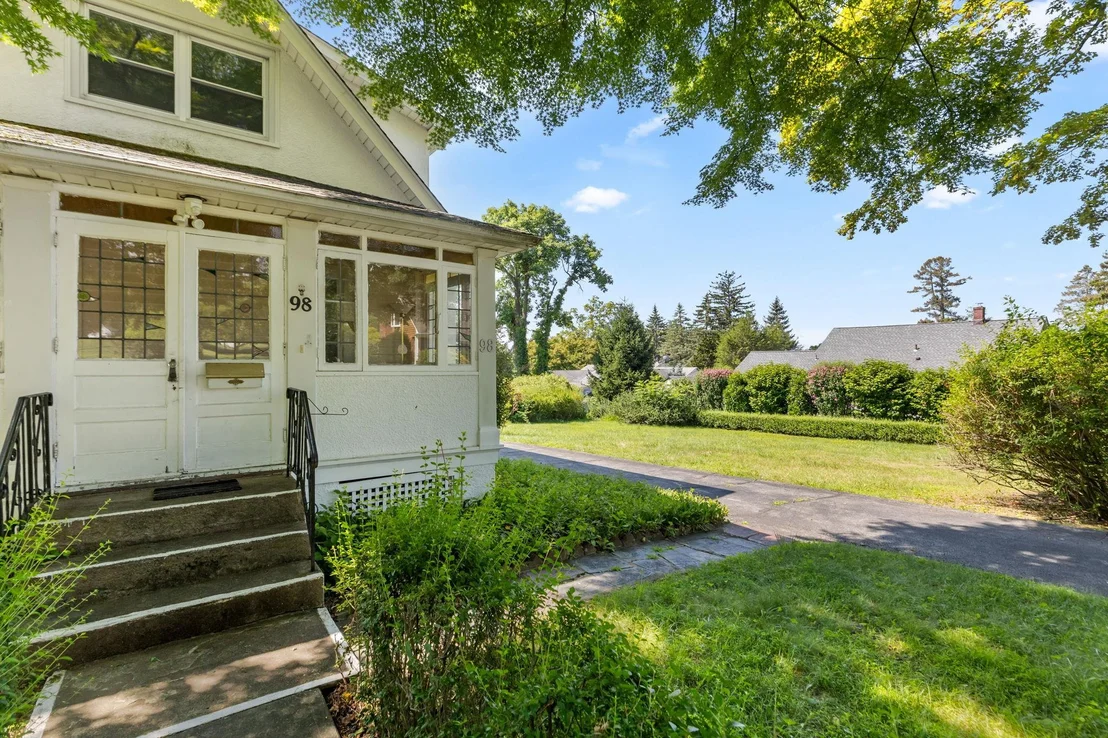 Photo of 98 Westlake Drive