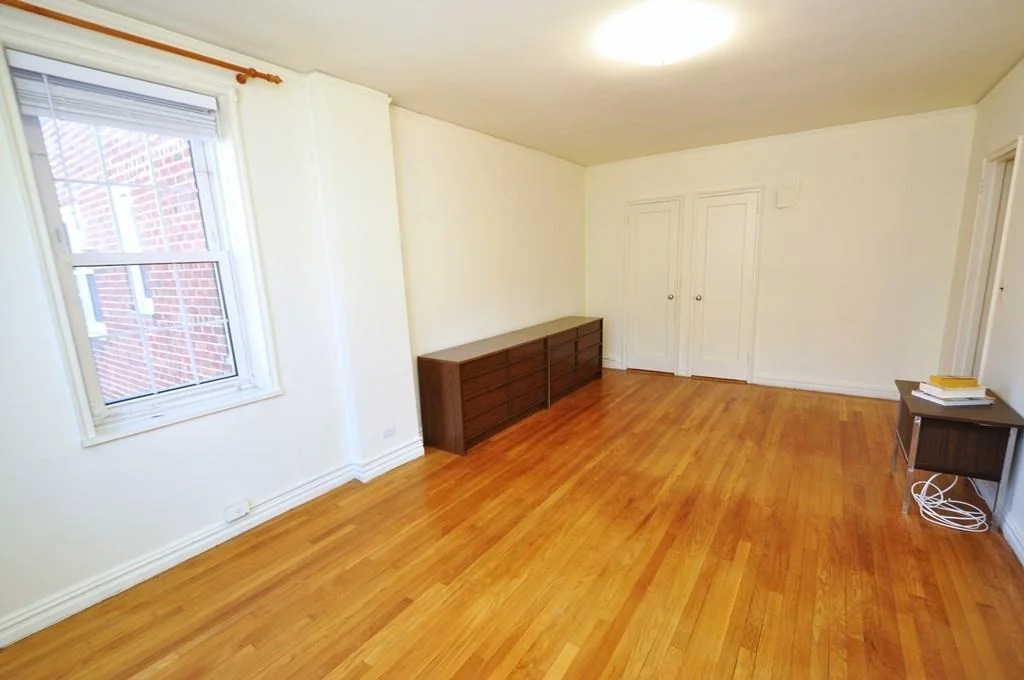 Photo of Unit 5A at 949 Palmer Road