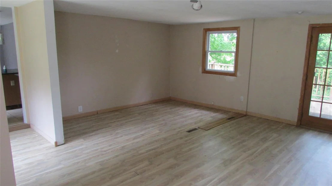 Photo of 231 Lakeview Road