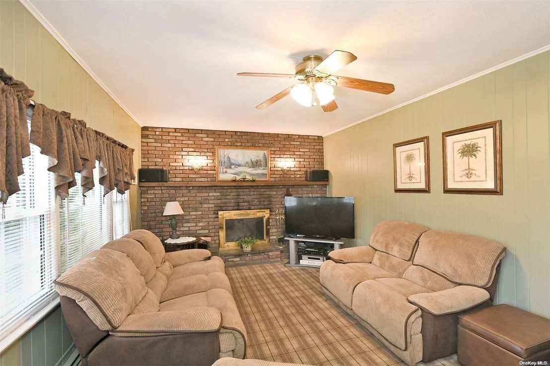 Photo of 21 Colgate Drive