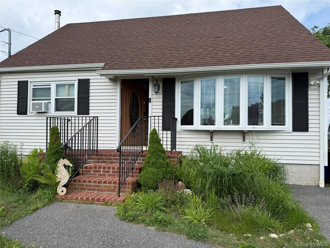 Photo of 90 Grandview Drive