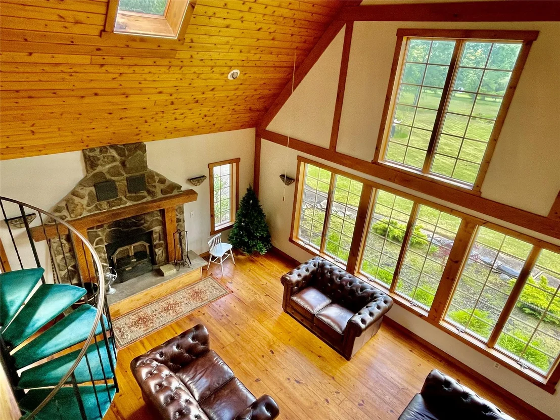 Photo of 71 Saddleback Ridge Road