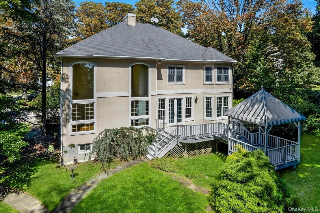 Photo of 25 Riverview Road