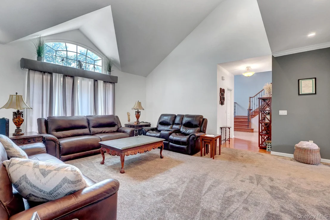 Photo of 21 Morris Avenue