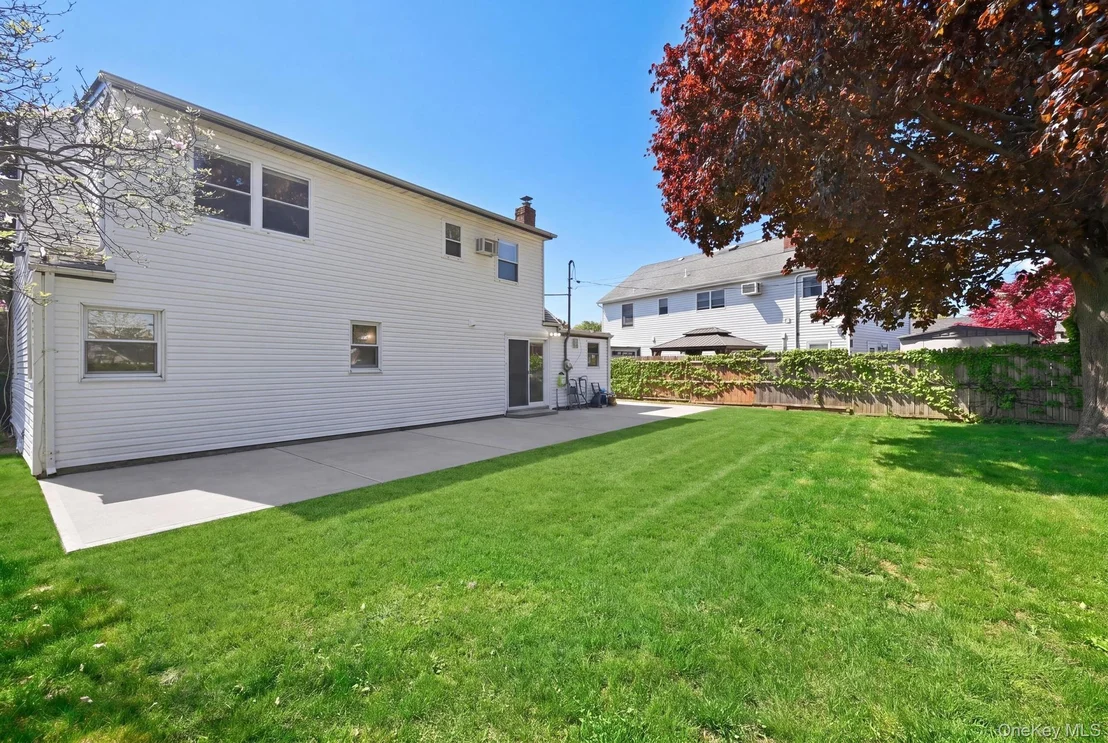 Photo of 440 Cole Place