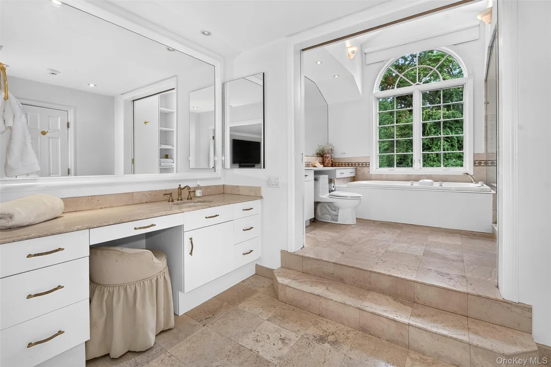 Photo of 27 Pinehurst Drive