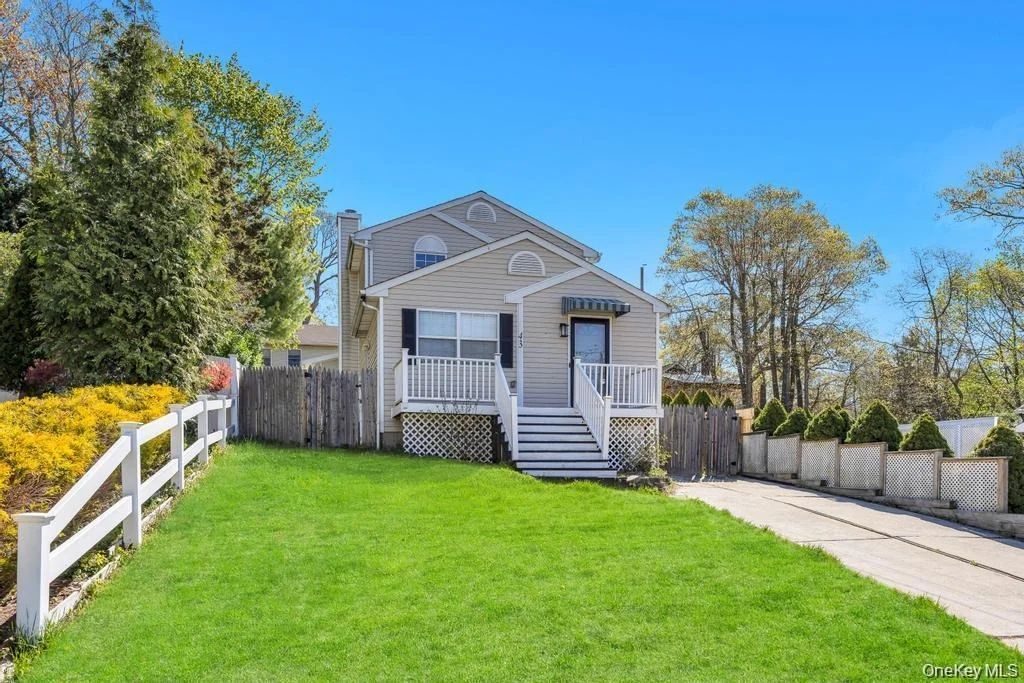 Photo of 43 Comus Road