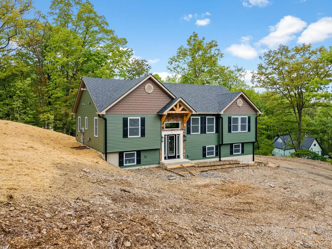 Photo of 61 Smith Avenue