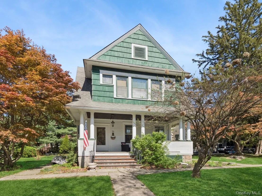 Photo of 24 Mountain Avenue