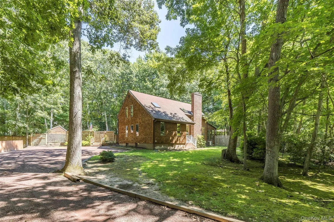 Photo of 69 Glenview Drive