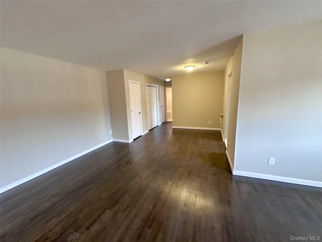 Photo of Unit 33B at 2449 UNION Boulevard
