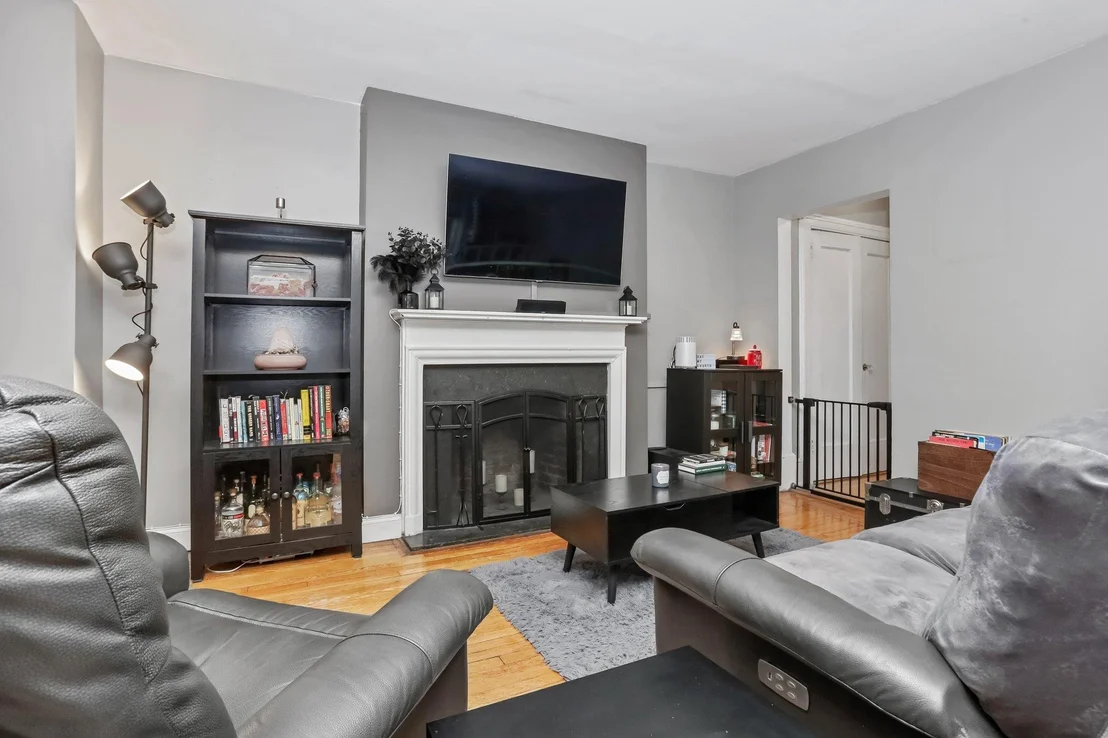 Photo of Unit 1D at 808 Bronx River