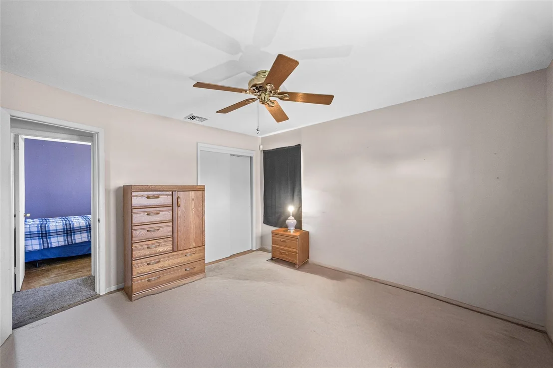 Photo of 77 Fairway Avenue