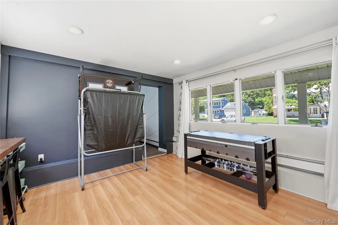 Photo of 634 Morrison Street