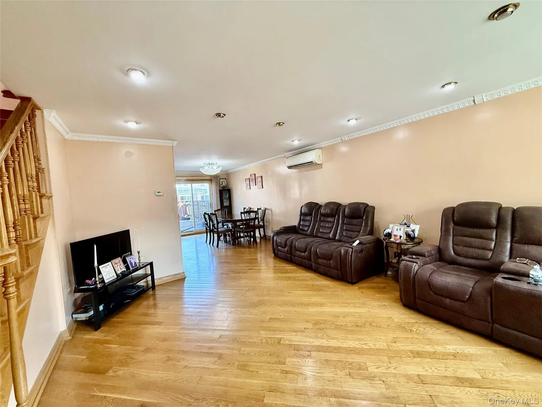 Photo of 15043 77th Road