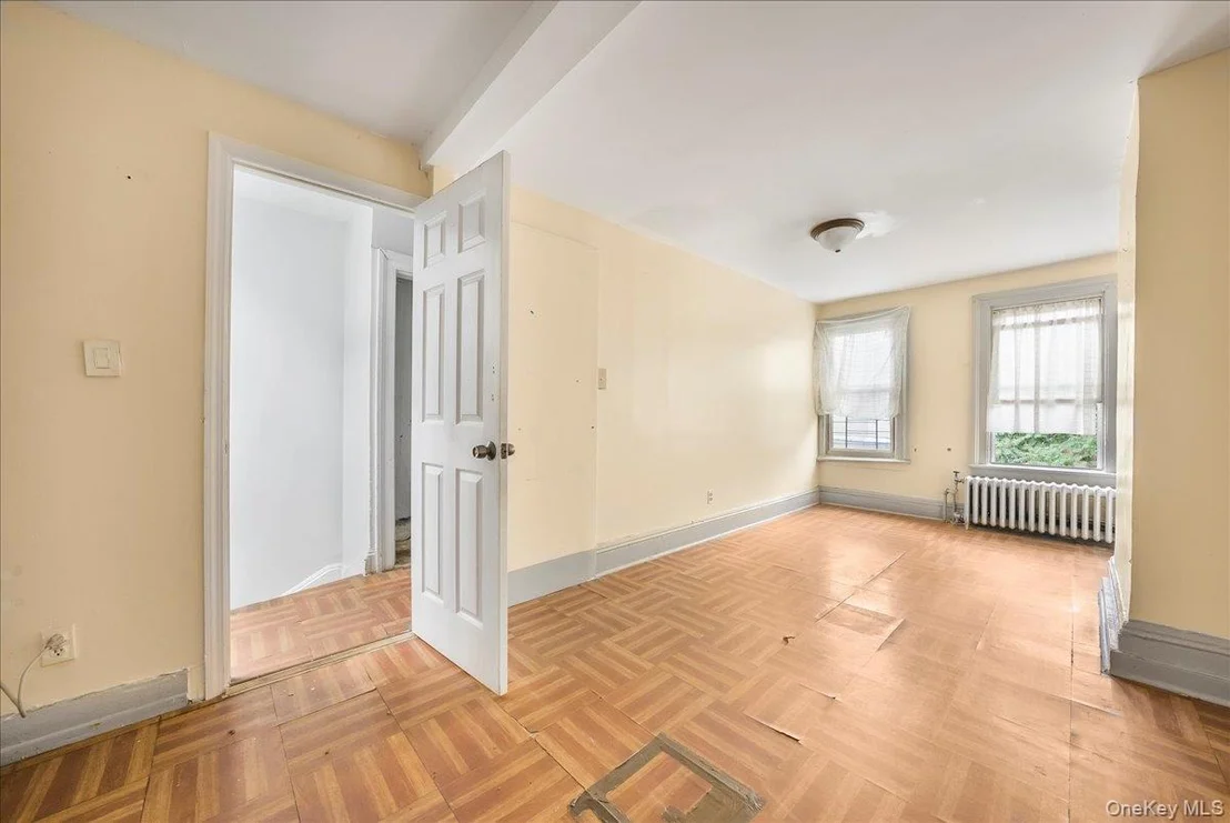 Photo of 339 E 140th Street