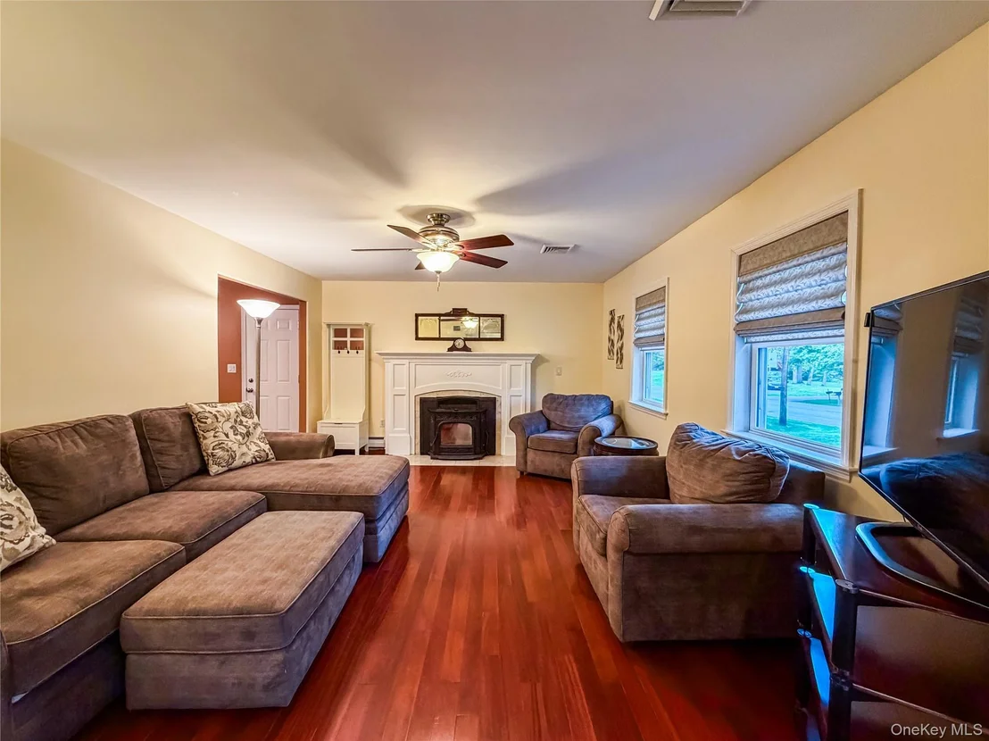 Photo of 9 Robert Drive