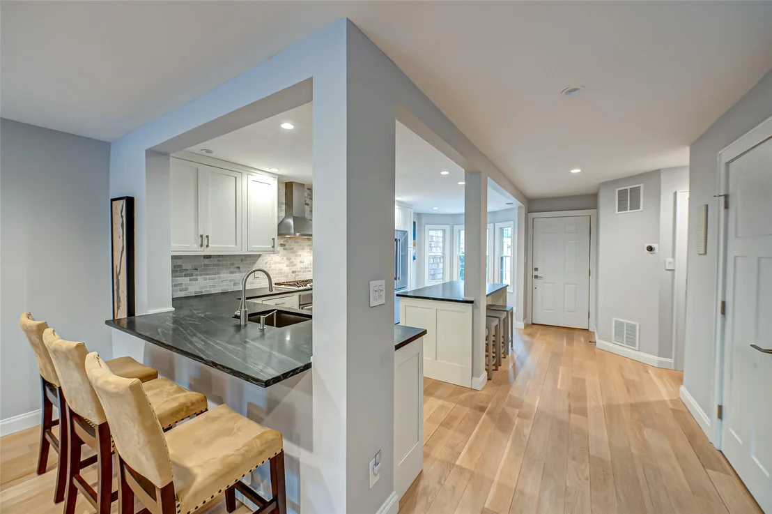 Photo of 12 Sutton Place