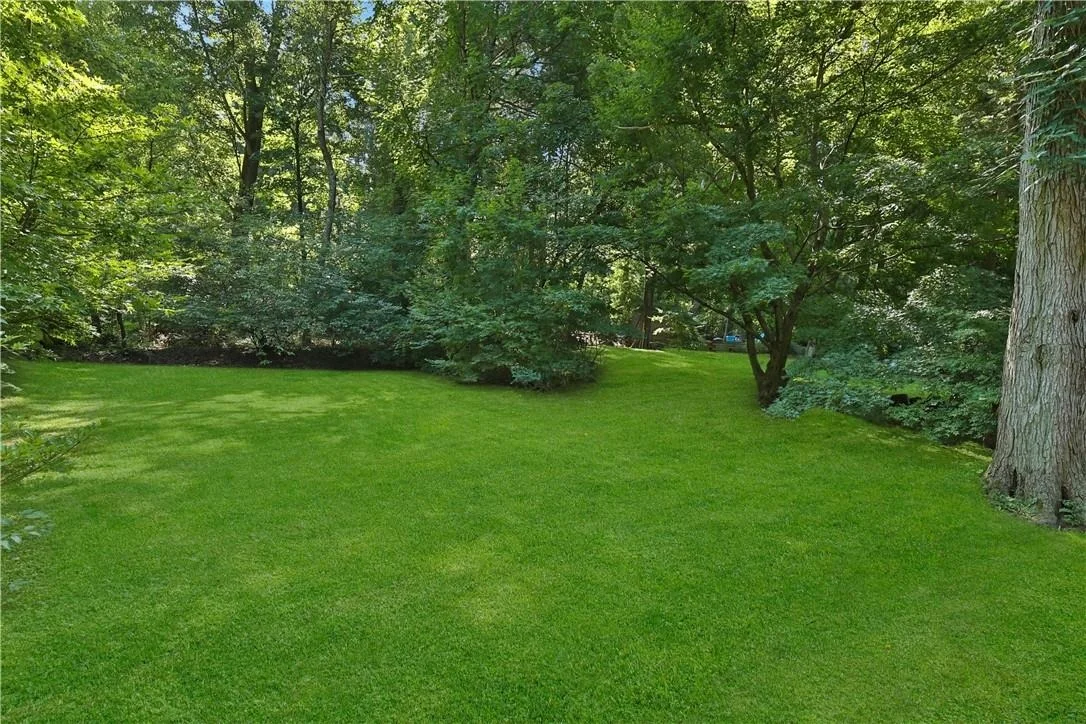 Photo of 45 Crossways