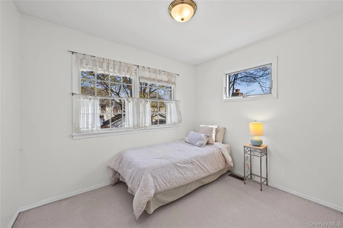 Photo of 416 Argyle Road