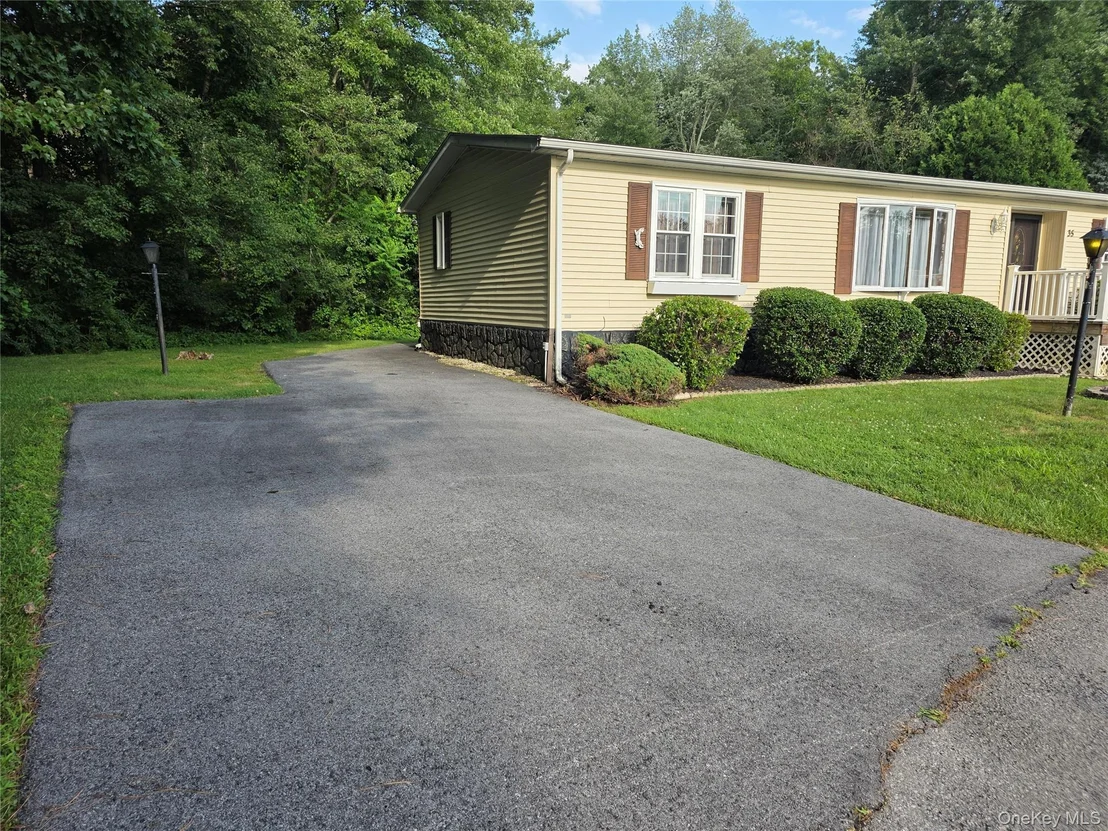 Photo of 35 Perry Road