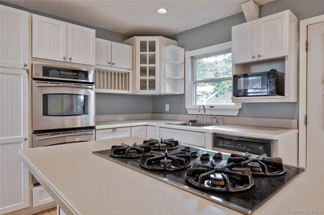 Photo of 238 Locust Drive