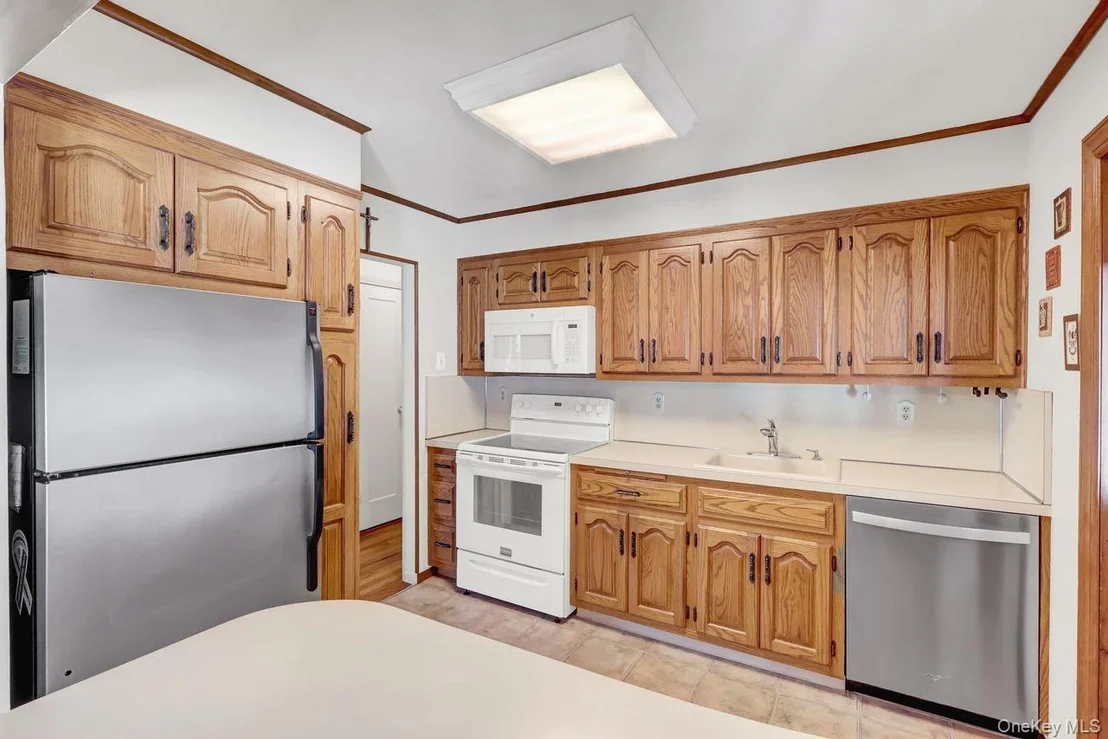 Photo of 955 Cedar Court