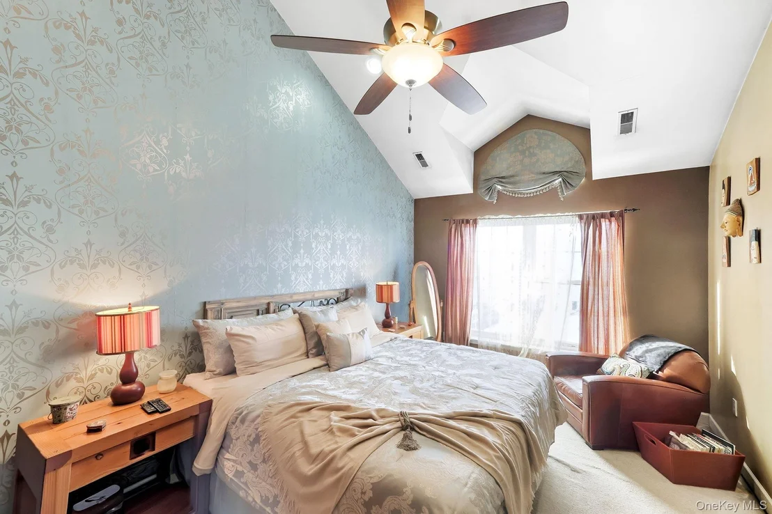 Photo of 1604 Pondview Loop