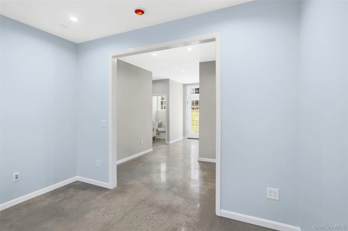 Photo of 40 Cushman Road