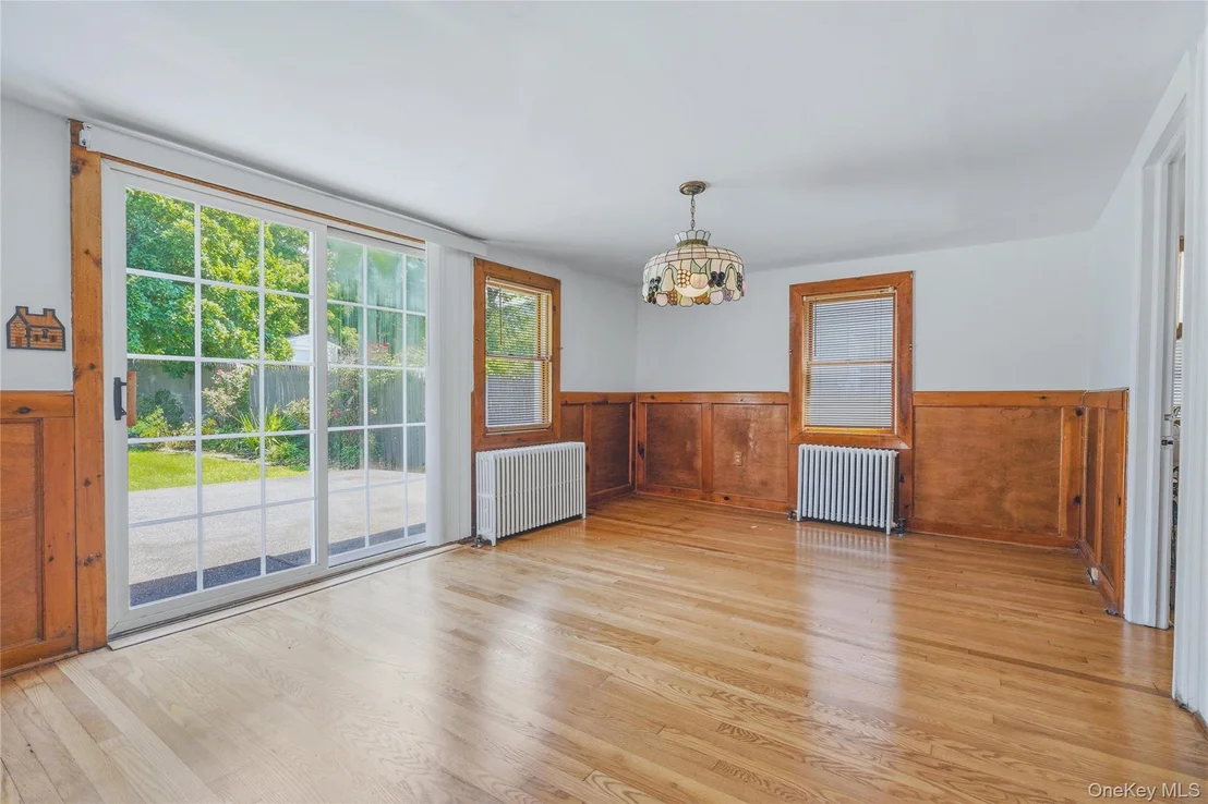 Photo of 9 Maple Street
